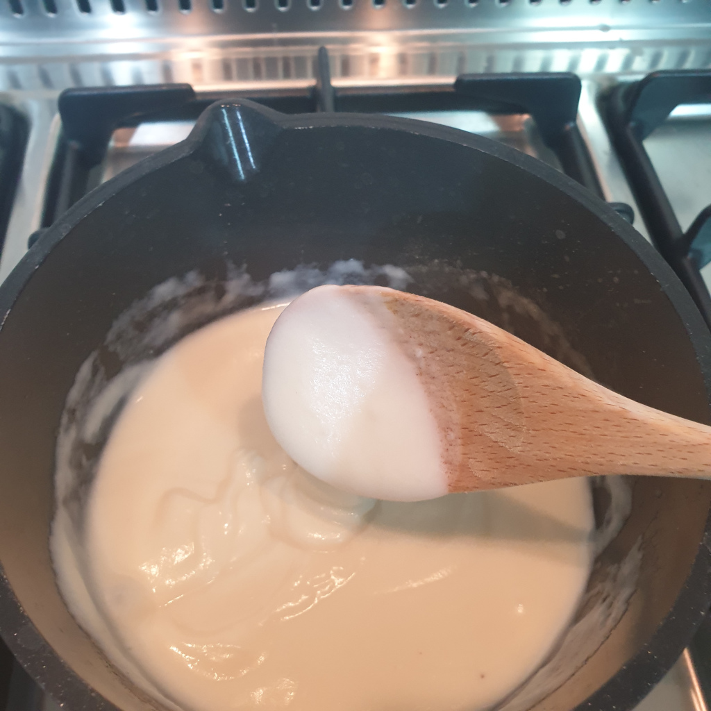 How to make bechamel sauce