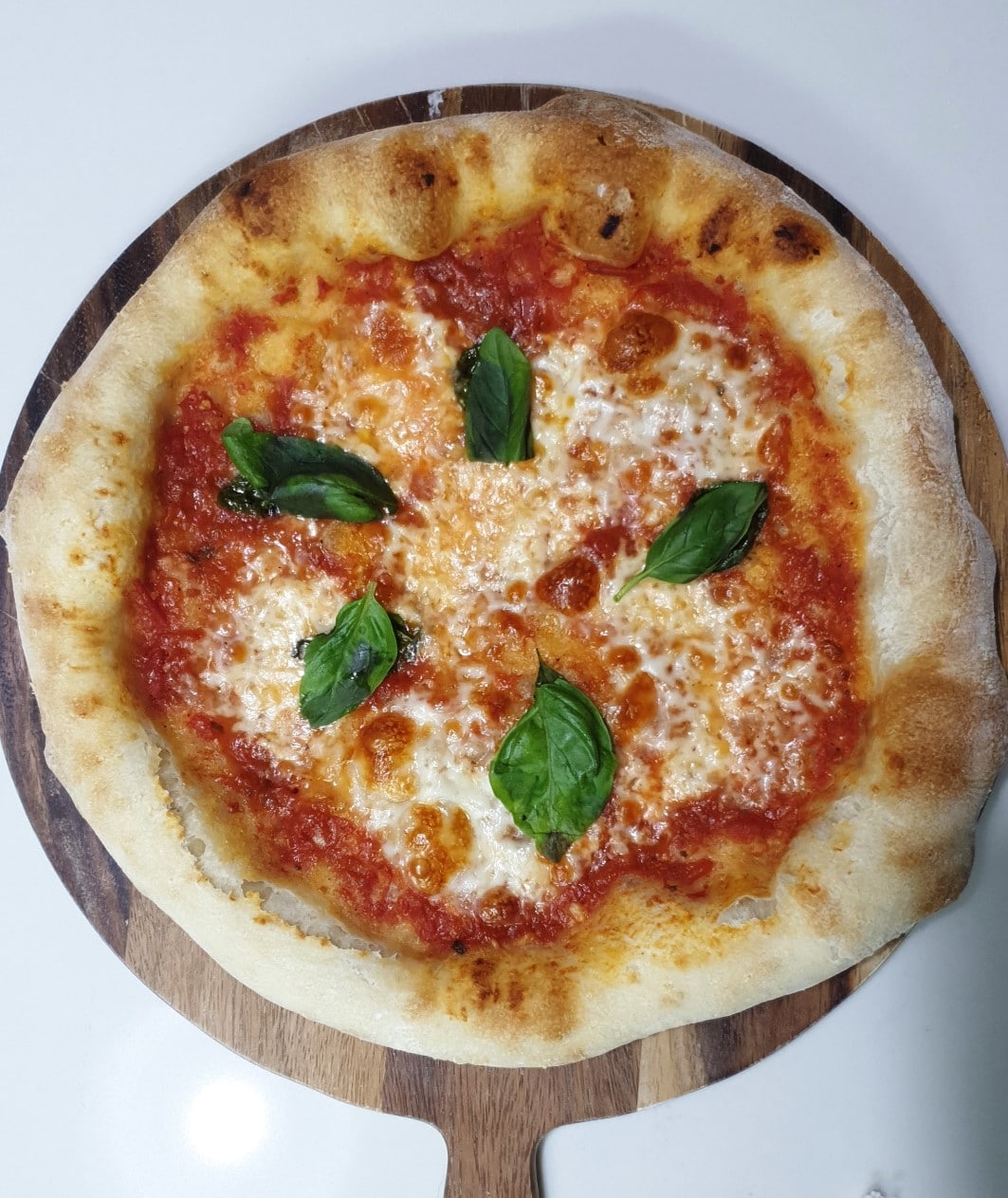 פיצה איטלקית ביתית